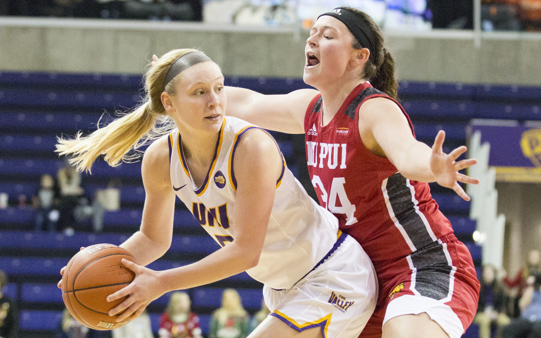 121519kw-uni-womens-bball-06